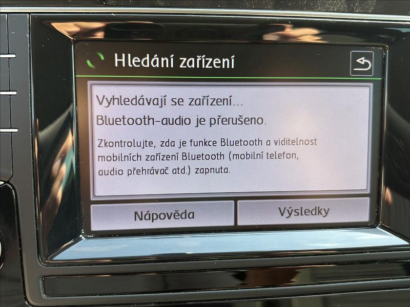 Volkswagen Golf 2,0 TDi 110kW Cup,Navi,Kamera - fotka 20 z 38