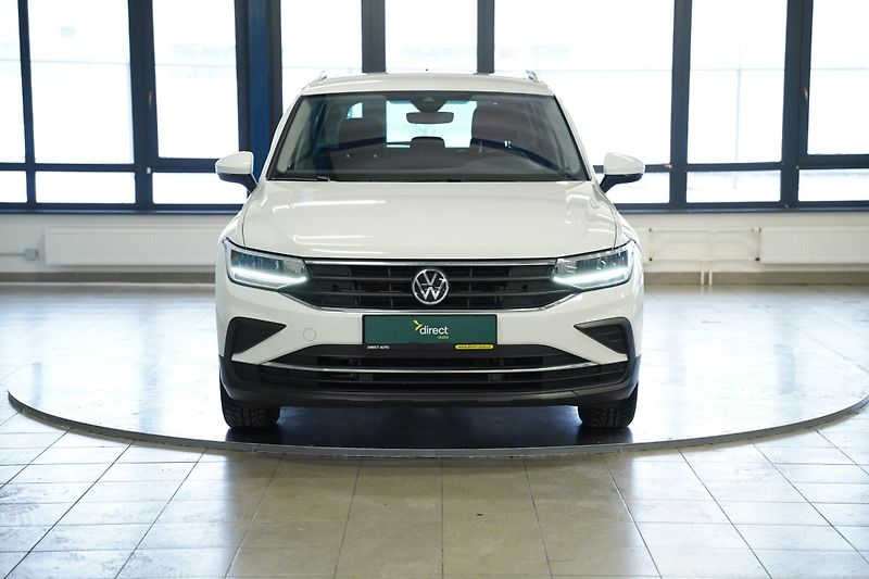 Volkswagen Tiguan - fotka 4 z 31