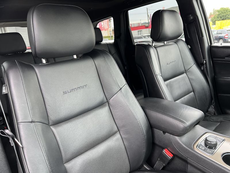 Jeep Grand Cherokee 3.0CRD SUMMIT AUTOMAT KŮŽE - fotka 38 z 47