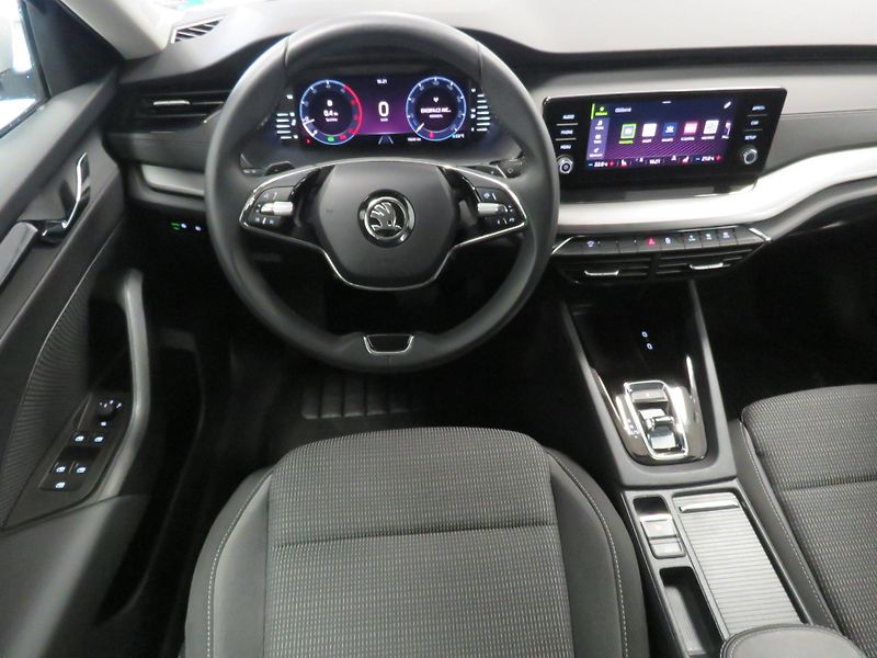 Škoda Octavia - fotka 5 z 23