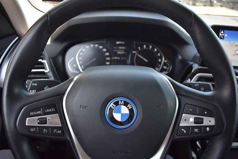 BMW X3 30e xDrive 215kw 1. majitel - fotka 8 z 10