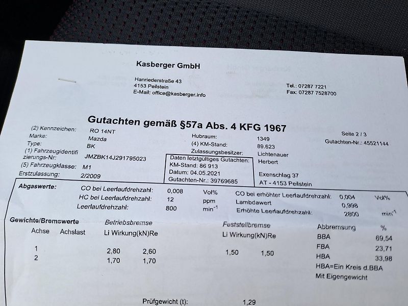 Mazda 3 (2009) 1.4i DOLOŽENÉ KM, 2 x KOLA - fotka 27 z 34