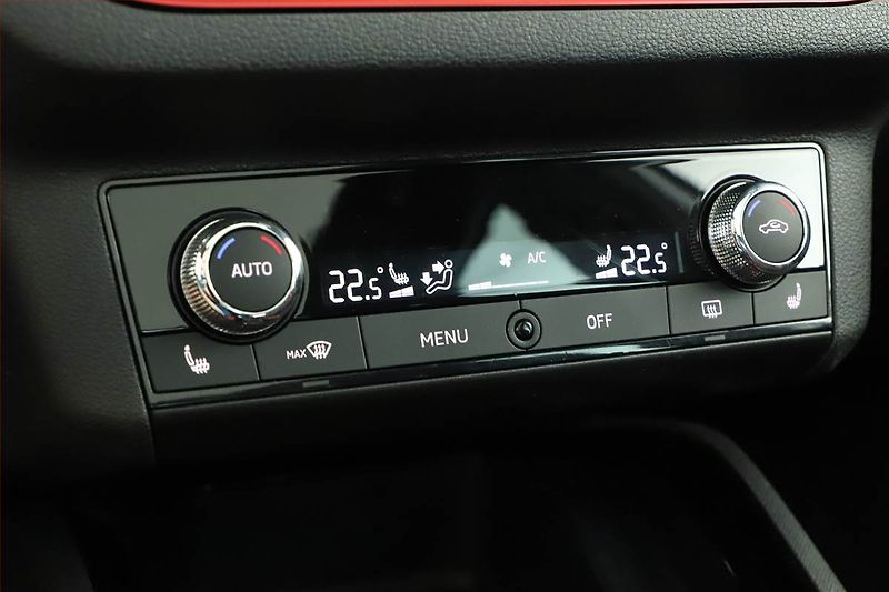 Škoda Kamiq (2021) Monte Carlo 1.5 TSI - fotka 19 z 21