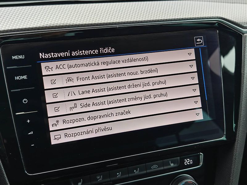 Volkswagen Passat Alltrack 7DSG 4Motion 2,0TSi - fotka 15 z 26