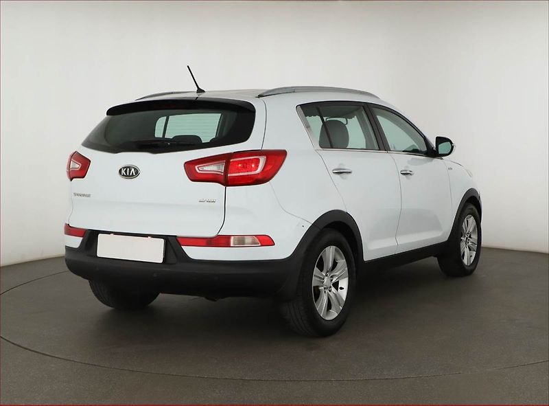 Kia Sportage (2010) 2.0 CRDi, 4X4, Tempomat - fotka 5 z 15