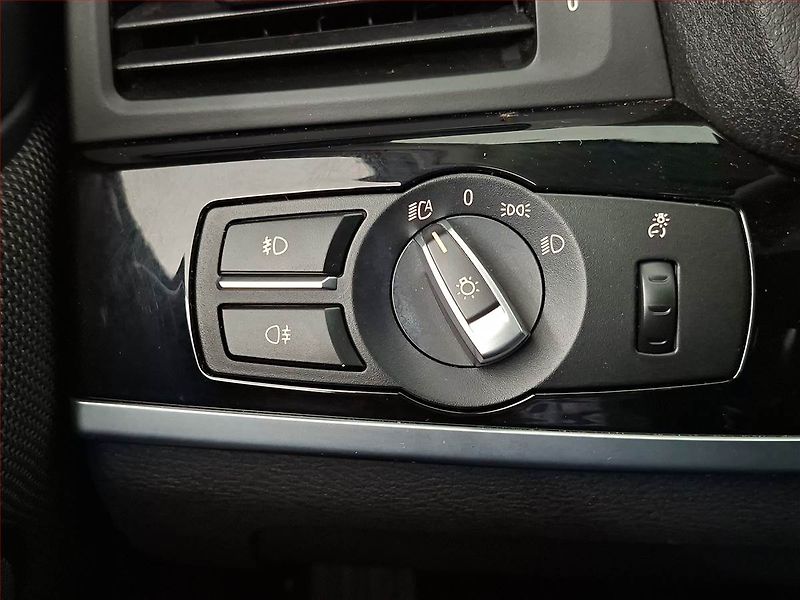 BMW X4 (2014) xDrive20d, 4X4, Automat, Kůže - fotka 23 z 25