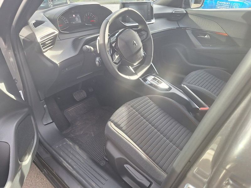 Peugeot 2008 (2026) STYLE Hybrid 110 e-DCS6 - fotka 11 z 22