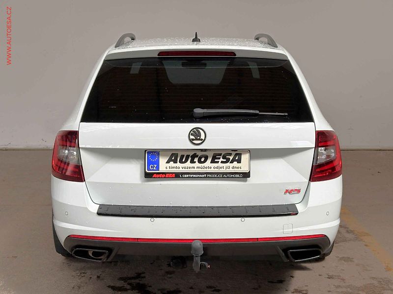 Škoda Octavia (2017) 2.0 TDI, RS, DSG, temp. - fotka 5 z 16