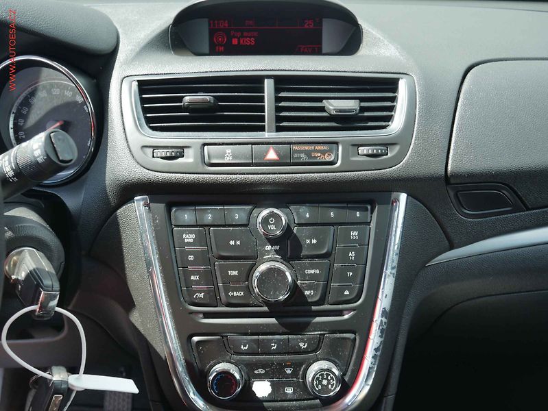 Opel Mokka (2015) 1.6i, ČR, AC, TZ, temp. - fotka 11 z 15