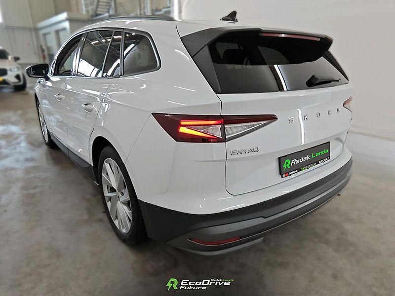 Škoda Enyaq (2021) Kamera | Tažné | Navigace - fotka 3 z 13