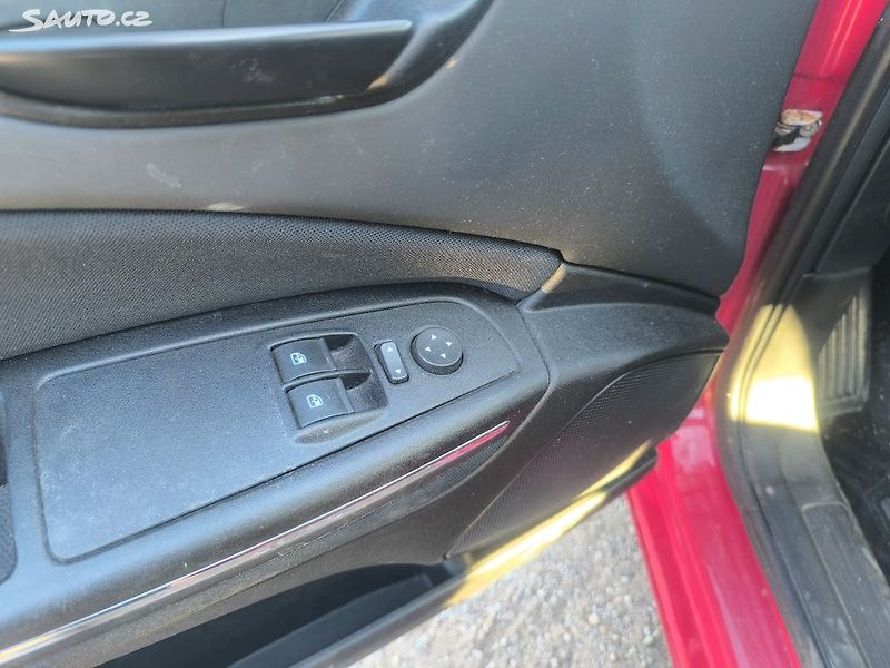 Fiat Bravo KRÁSNÉ,110KM,SERVISKA,1MAJITEL - fotka 16 z 24