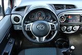 Toyota Yaris 1,3 VVT-i  NOVÉ V ČR,TAŽNÉ - náhled 10