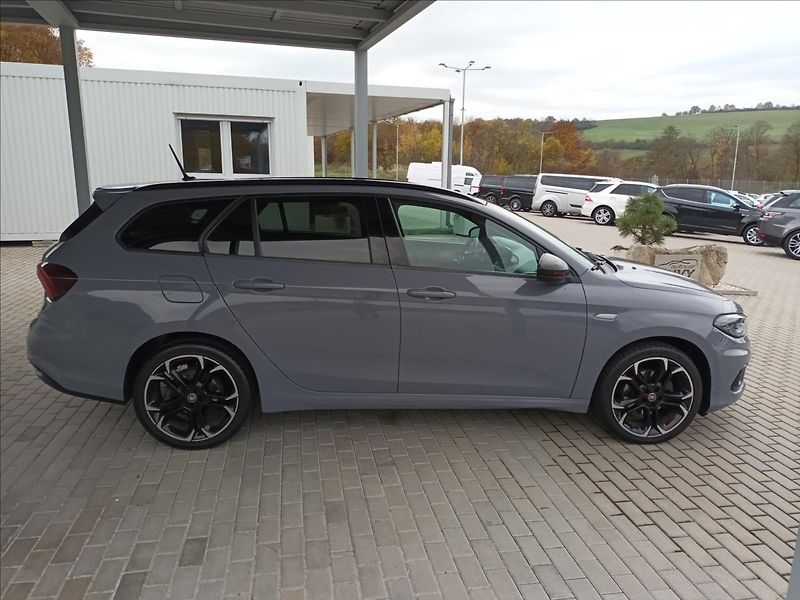 Fiat Tipo 1,6 MJT,KLIMA,NAVI,VÝHŘEV - fotka 4 z 45