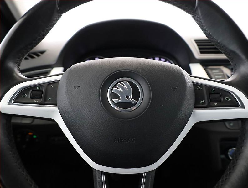 Škoda Fabia (2015) 1.2 TSI, Tempomat - fotka 8 z 20