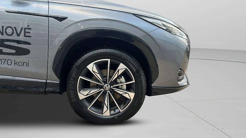 MG HS EXCLUSIVE 1.5T AT7 (125kW/170k - fotka 28 z 30