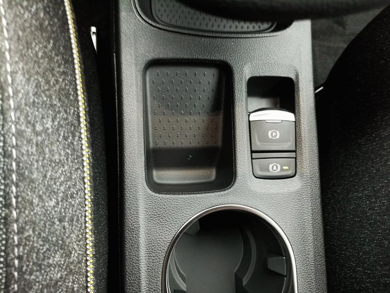 Renault Captur (2026) techno full hybrid E-Tech 160 - fotka 20 z 24