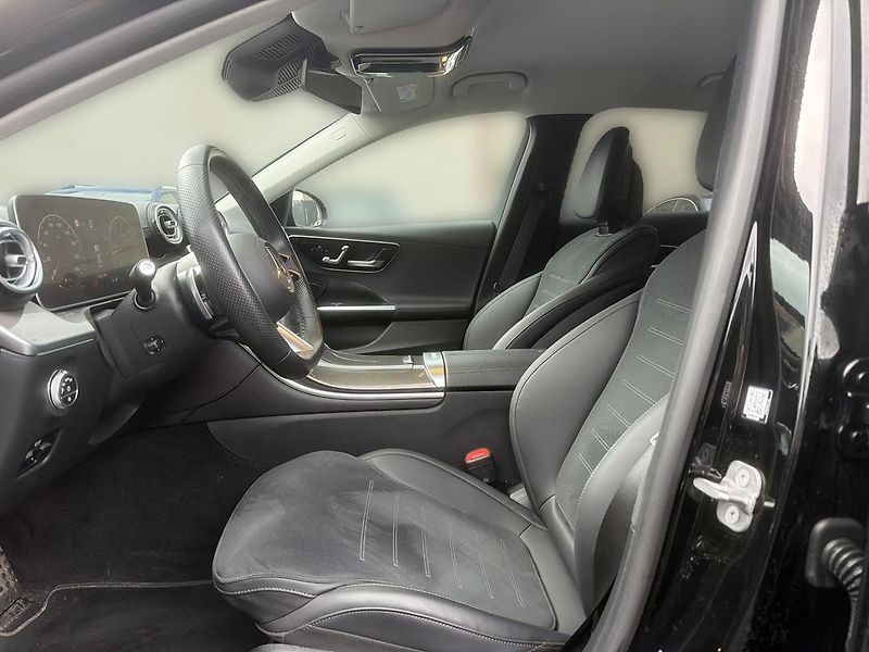 Mercedes-Benz Třídy C C 220 d 4MATIC - fotka 13 z 16