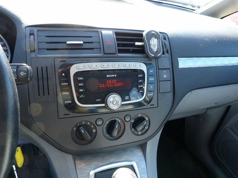 Ford C-MAX 1.8 TDCI - fotka 17 z 17