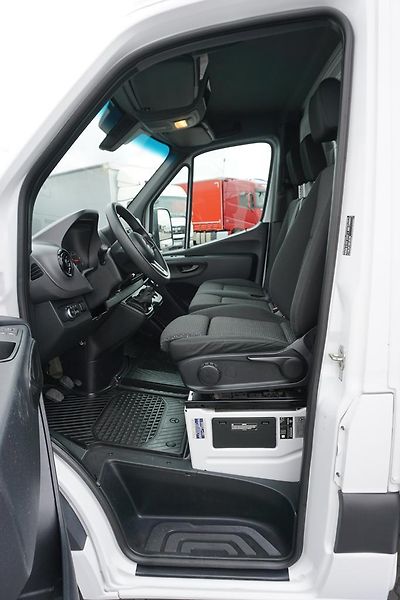 Mercedes-Benz Sprinter (2021) 2,2 CDI / E 6 / BURTO - PLANDE - fotka 7 z 40