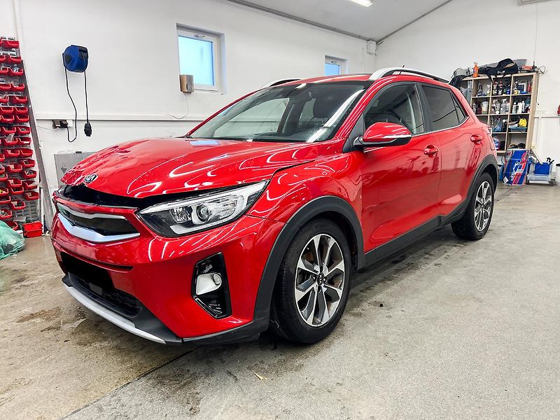 Kia Stonic 1.0 DGI  88kW - fotka 3 z 13