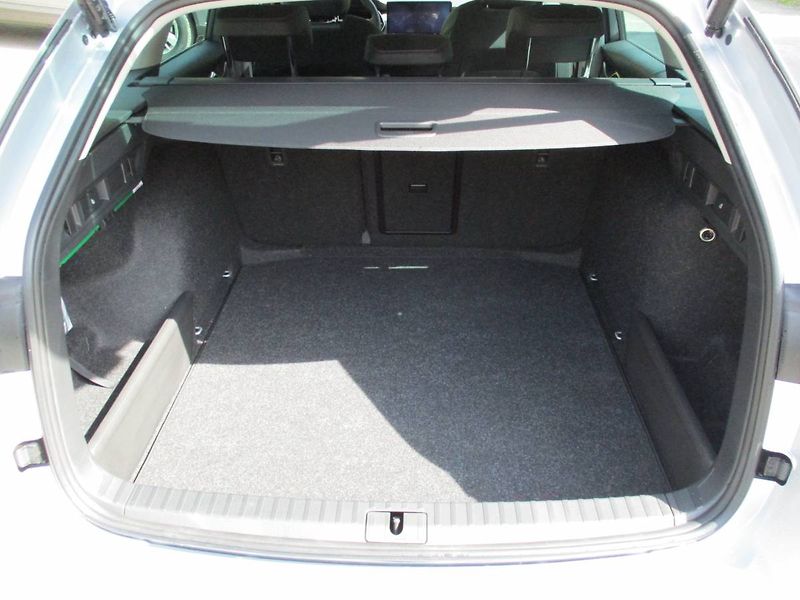 Škoda Octavia Combi Top Selection 2,0TDI 110 - fotka 15 z 15