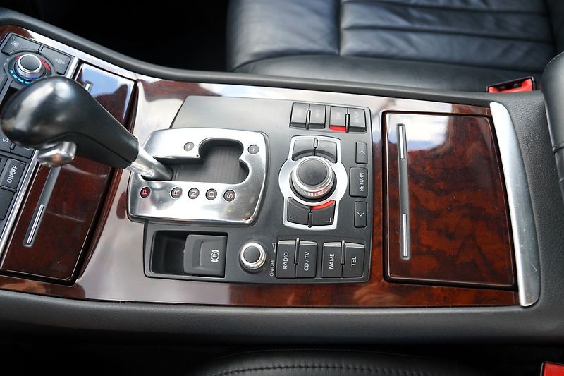 Audi A8 3.0 TDI quattro tiptronic,kůže - fotka 41 z 44