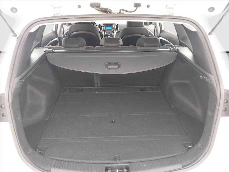 Hyundai i30 (2013) 1.6 MPI, ČR,1.maj, Serv.kniha - fotka 14 z 18