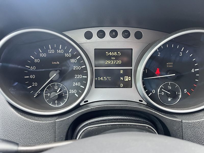 Mercedes-Benz Třídy M (2008) 350 CDi 165Kw 4MATIC EDITION! - fotka 13 z 17