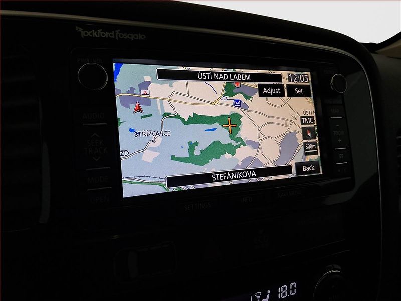 Mitsubishi Outlander (2015) 2.2 DI-D, 4X4, Automat - fotka 12 z 18