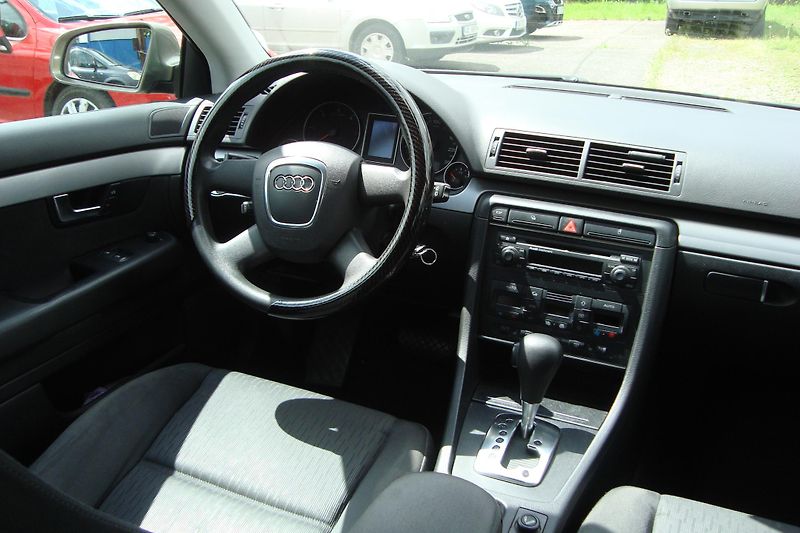 Audi A4 Avant (2006) 2.0 TDi, AUT - fotka 21 z 43