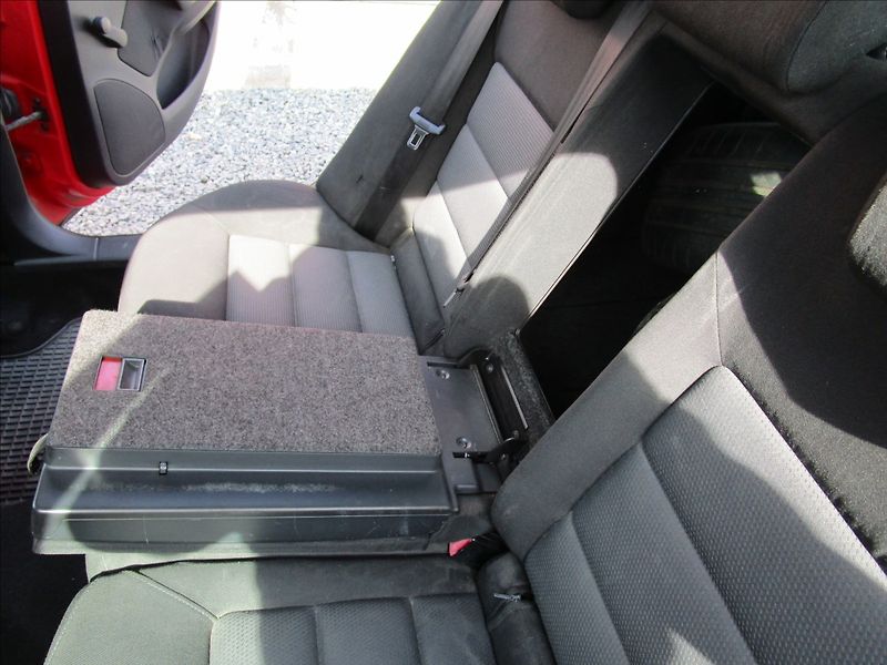 Škoda Octavia Combi 1.9TDi Ambiente, Klima - fotka 28 z 41