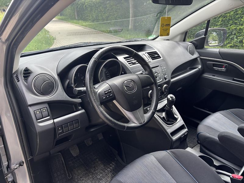 Mazda 5 2.0 Center-Line - fotka 25 z 29