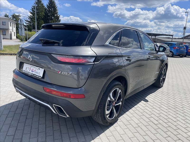 DS Automobiles DS7 Crossback 2,0 BHDi 130kw Grand Chic - fotka 39 z 41