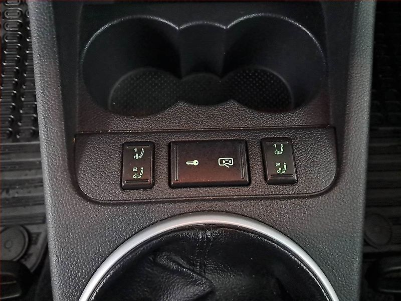 Škoda Fabia (2008) Ambition 1.2 12V, nová STK - fotka 17 z 21