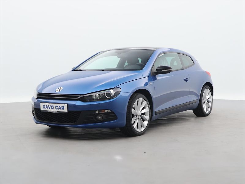 Volkswagen Scirocco 2,0 TDI 103kW Match Xenon Navi - fotka 3 z 28