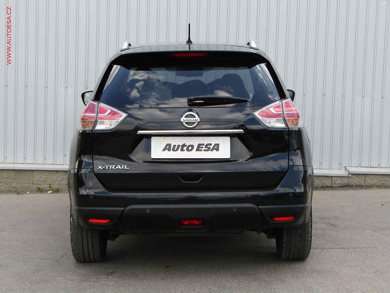 Nissan X-Trail (2016) 1.6dCi 4x4, ČR, Xenon, navi - fotka 5 z 23