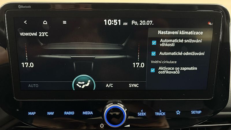 Hyundai i30 1.6 CRDI Style Kombi - fotka 26 z 28