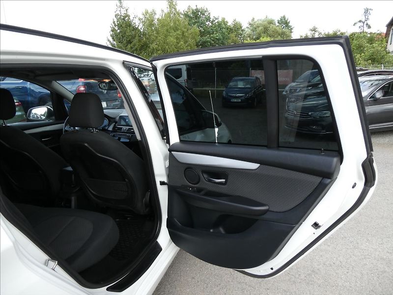 BMW Řada 2 218D 110kW GRAN TOURER - fotka 28 z 47