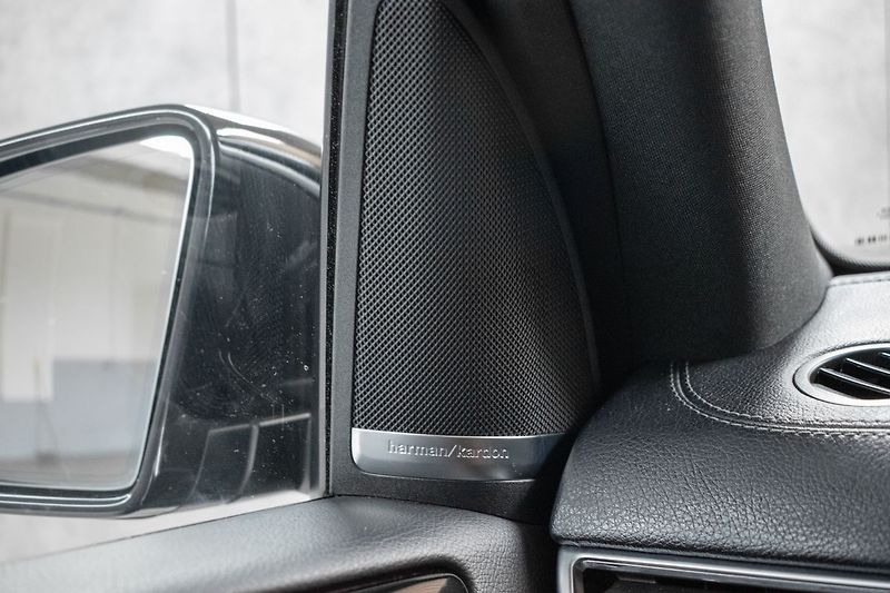 Mercedes-Benz GLS 500 4MATIC*AMG*AIR*TAŽNÉ*DPH* - fotka 50 z 65