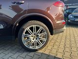Porsche Cayenne (2017) PLATINUM 4X4 3,6i 220 KW DPH - náhled 17