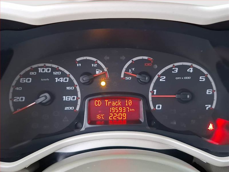 Ford Ka (2009) 1.3 i, po STK, jezdí výborně - fotka 11 z 18