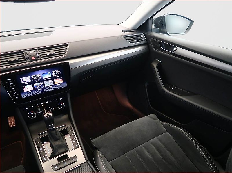 Škoda Superb (2019) 2.0 TDI, 4X4, Automat, Kůže - fotka 8 z 21