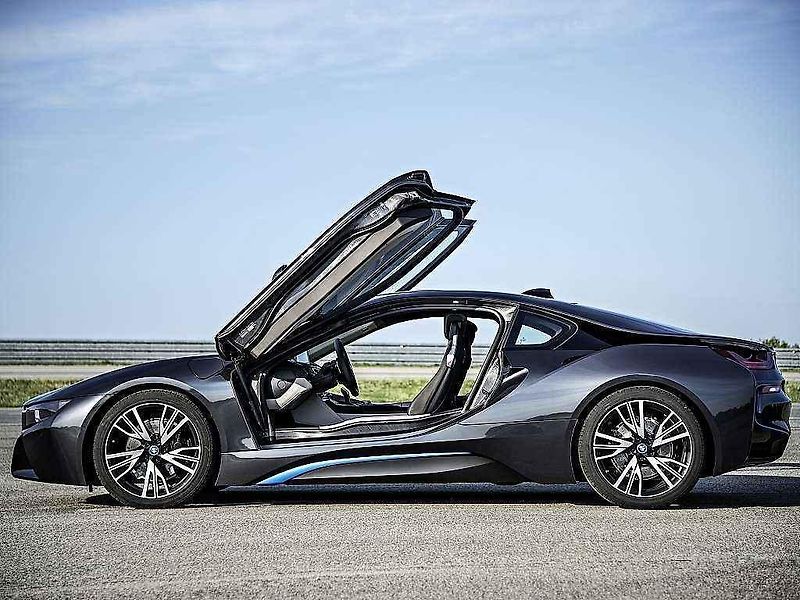 BMW i8.