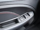 MG ZS (2023) Exclusive 1.0 Turbo, Automat - náhled 16
