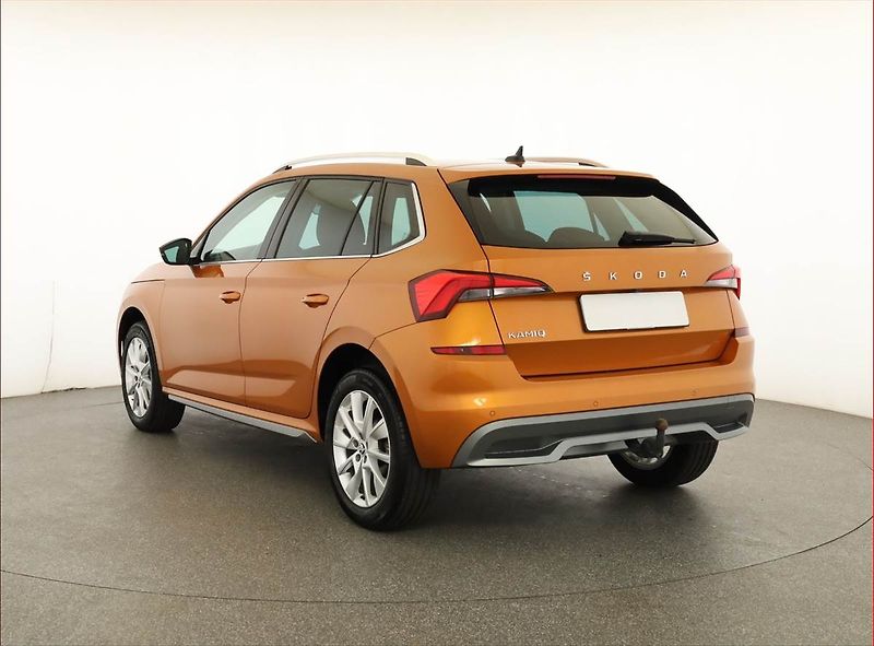 Škoda Kamiq (2023) Style 1.0 TSI - fotka 4 z 19