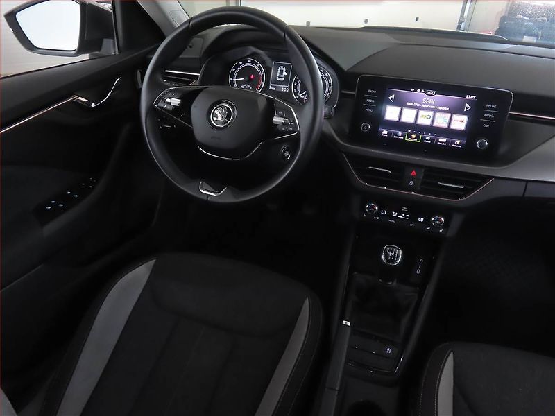 Škoda Kamiq (2023) 1.5 TSI - fotka 7 z 15