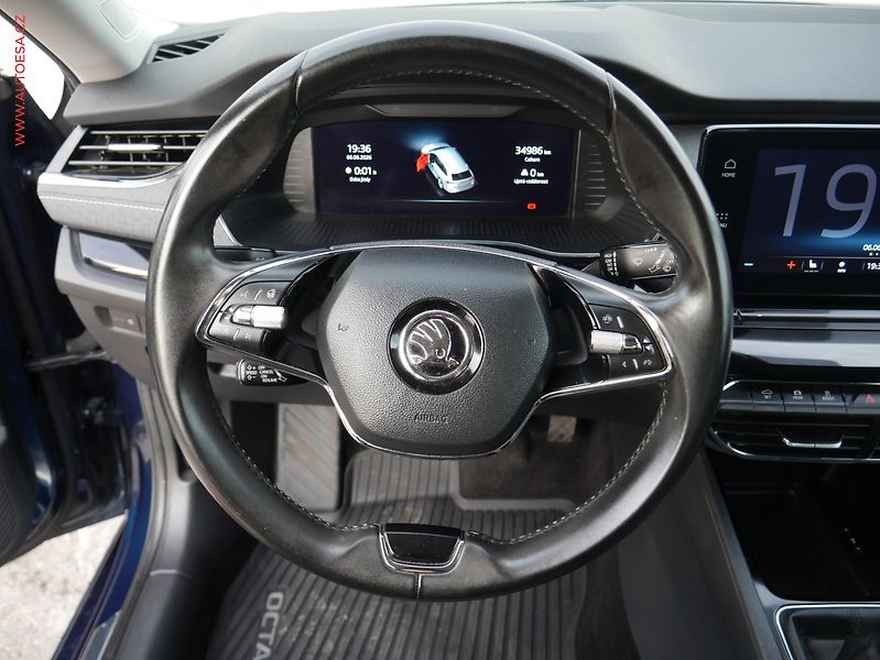 Škoda Octavia (2021) 1.5 TSi, ČR, LED, TZ, park. - fotka 15 z 18