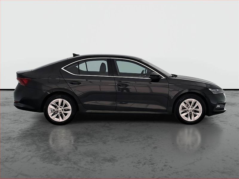 Škoda Octavia (2022) 2.0 TDI, Automat, ČR,1.maj - fotka 6 z 19