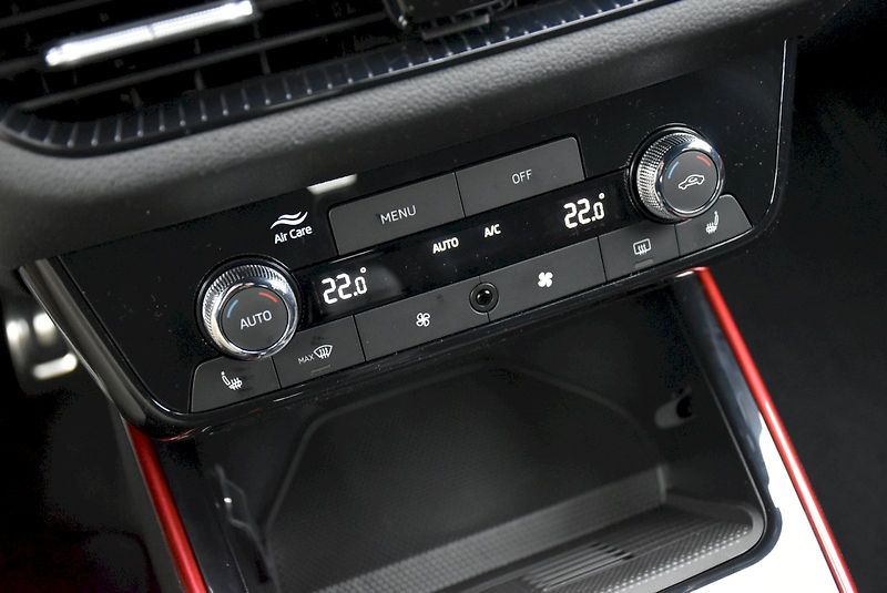 Škoda Fabia (2025) Monte Carlo 1,0 TSI 85 kW 6° m - fotka 7 z 33