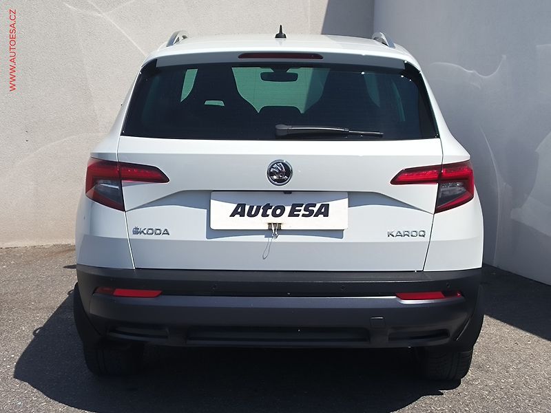 Škoda Karoq (2018) 1.5TSi, ČR, DSG, navi - fotka 5 z 27